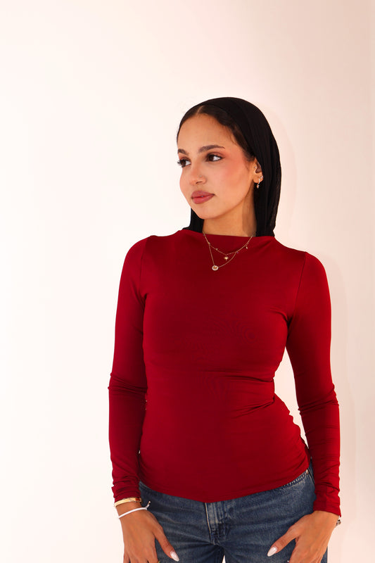 The seamless top in burgundy